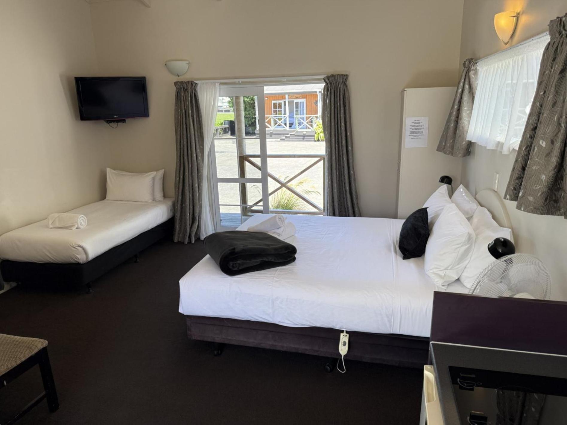 Anchor Lodge Motel Coromandel Buitenkant foto